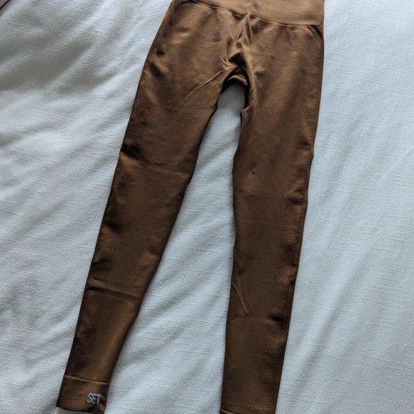 SET ACTIVE Brown Leggings - Picture 3 of 4